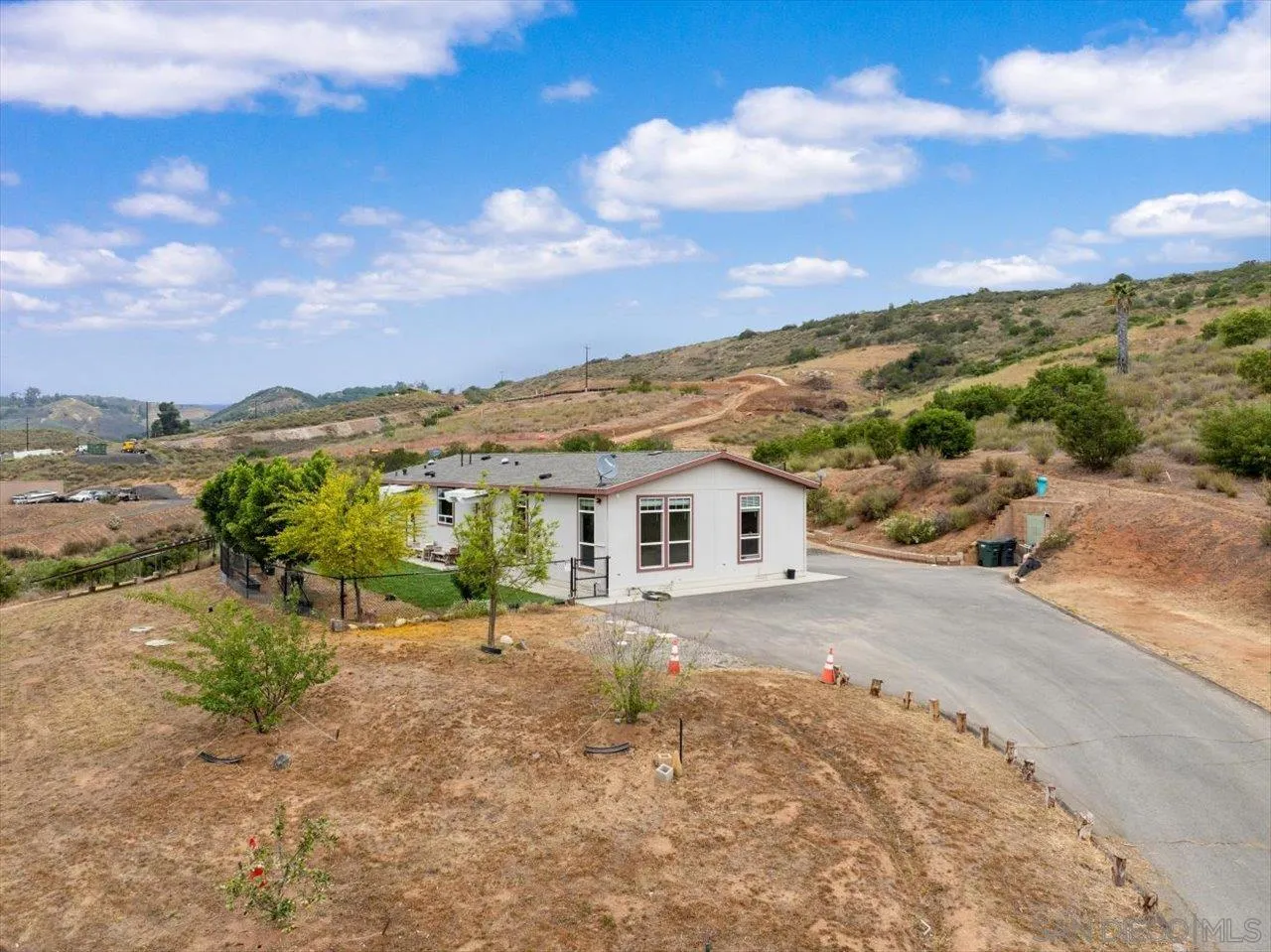 https://cdn.realtyfeed.com/cdn/127/250038254/e5e36f37e61eed707f1b25f2c199ed1d.webp