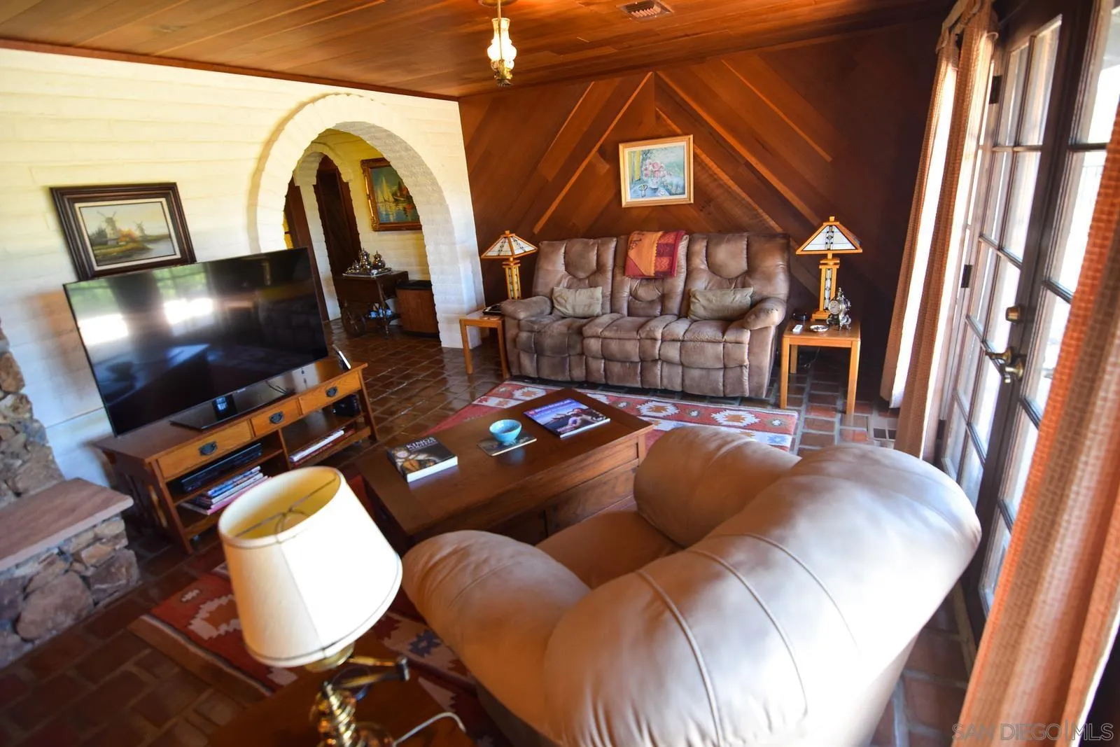 https://cdn.realtyfeed.com/cdn/127/250038255/2a808007446e25b3da58e830dc80f928.webp