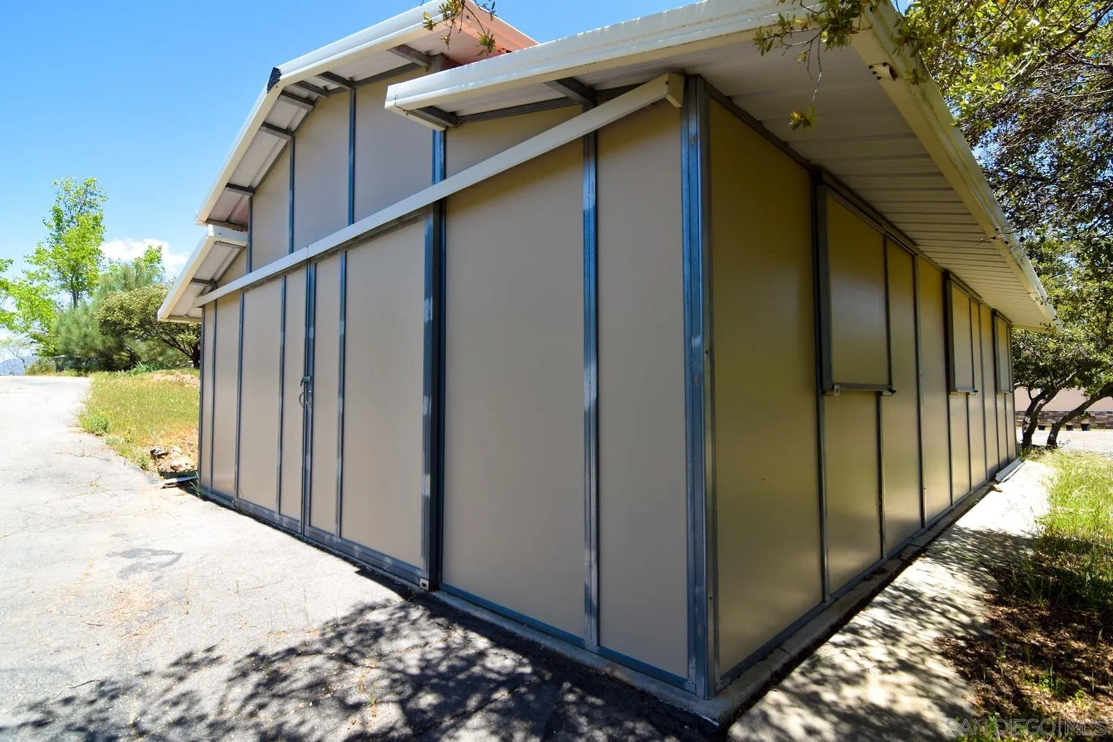 https://cdn.realtyfeed.com/cdn/127/250038255/5aeb0aa5c809923bac0ef3ce2167d724.webp