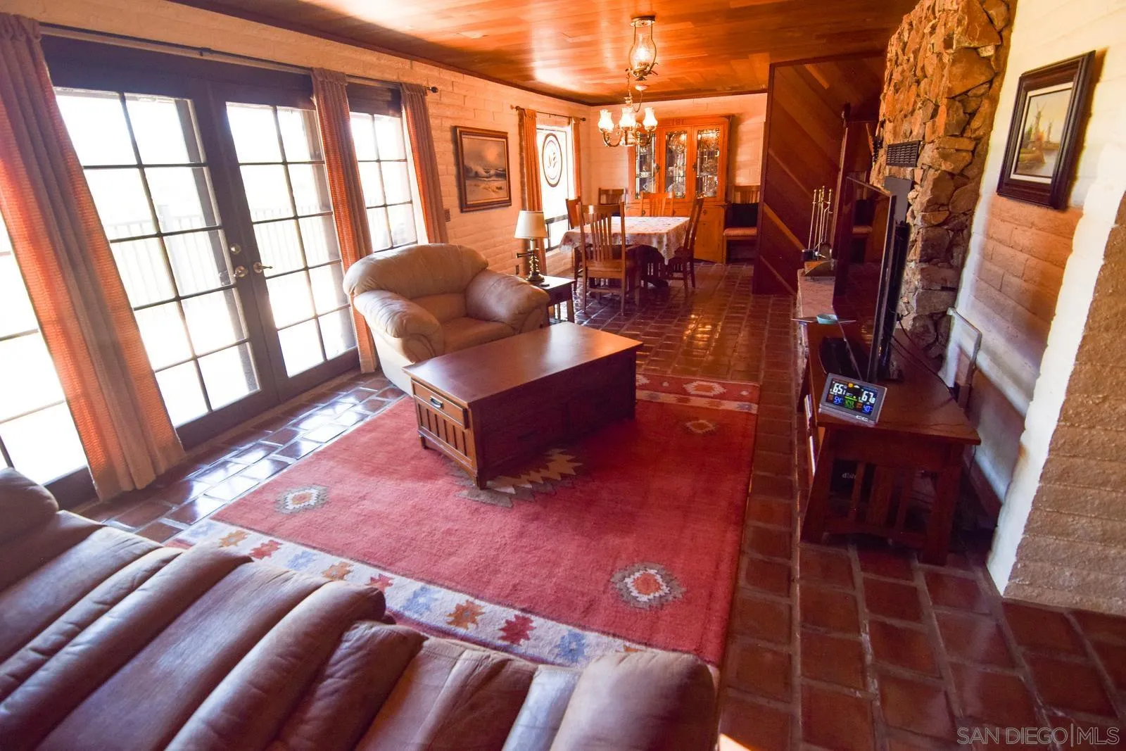 https://cdn.realtyfeed.com/cdn/127/250038255/7204e745c84c50f7611f592f1f50dd92.webp