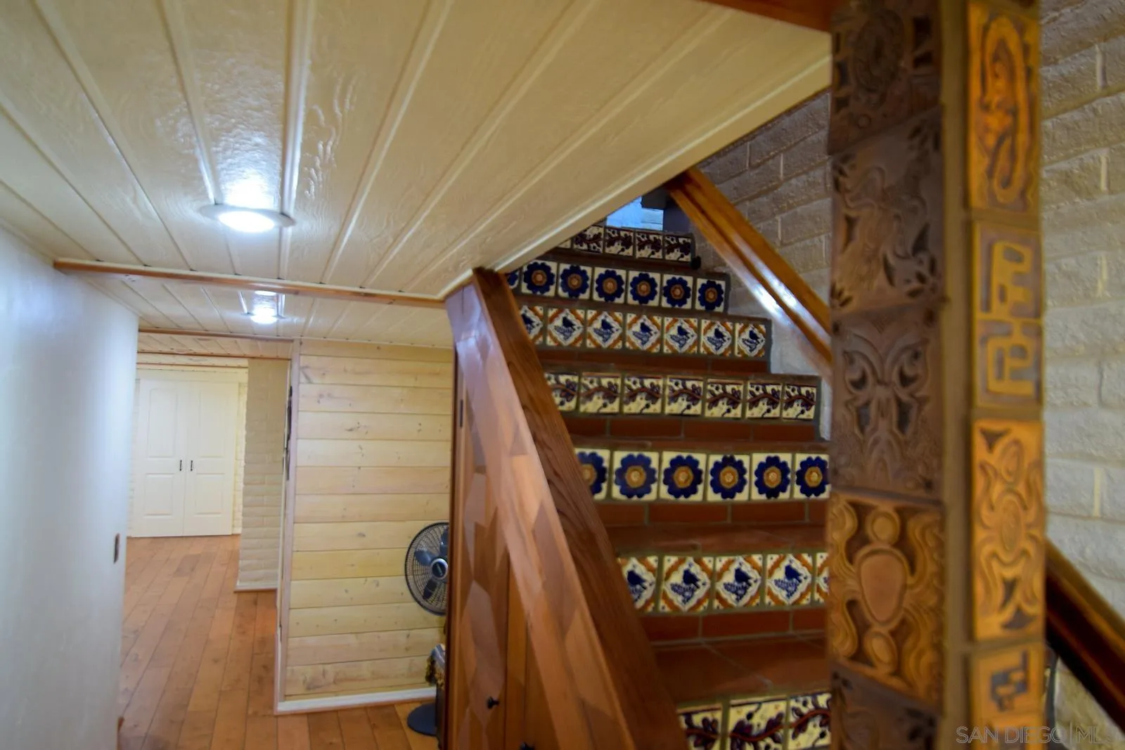 https://cdn.realtyfeed.com/cdn/127/250038255/f2ca5bd6f83b2e8098d967022d32bf78.webp