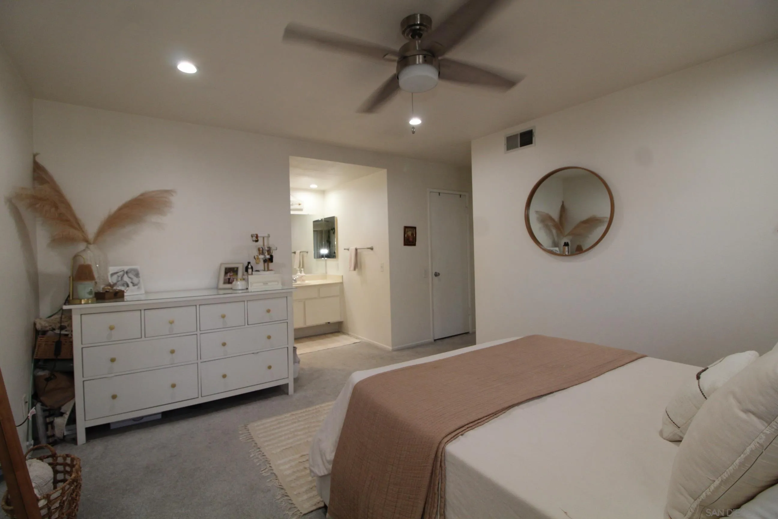 Photo #14: 250038257 Listing: Photo #14