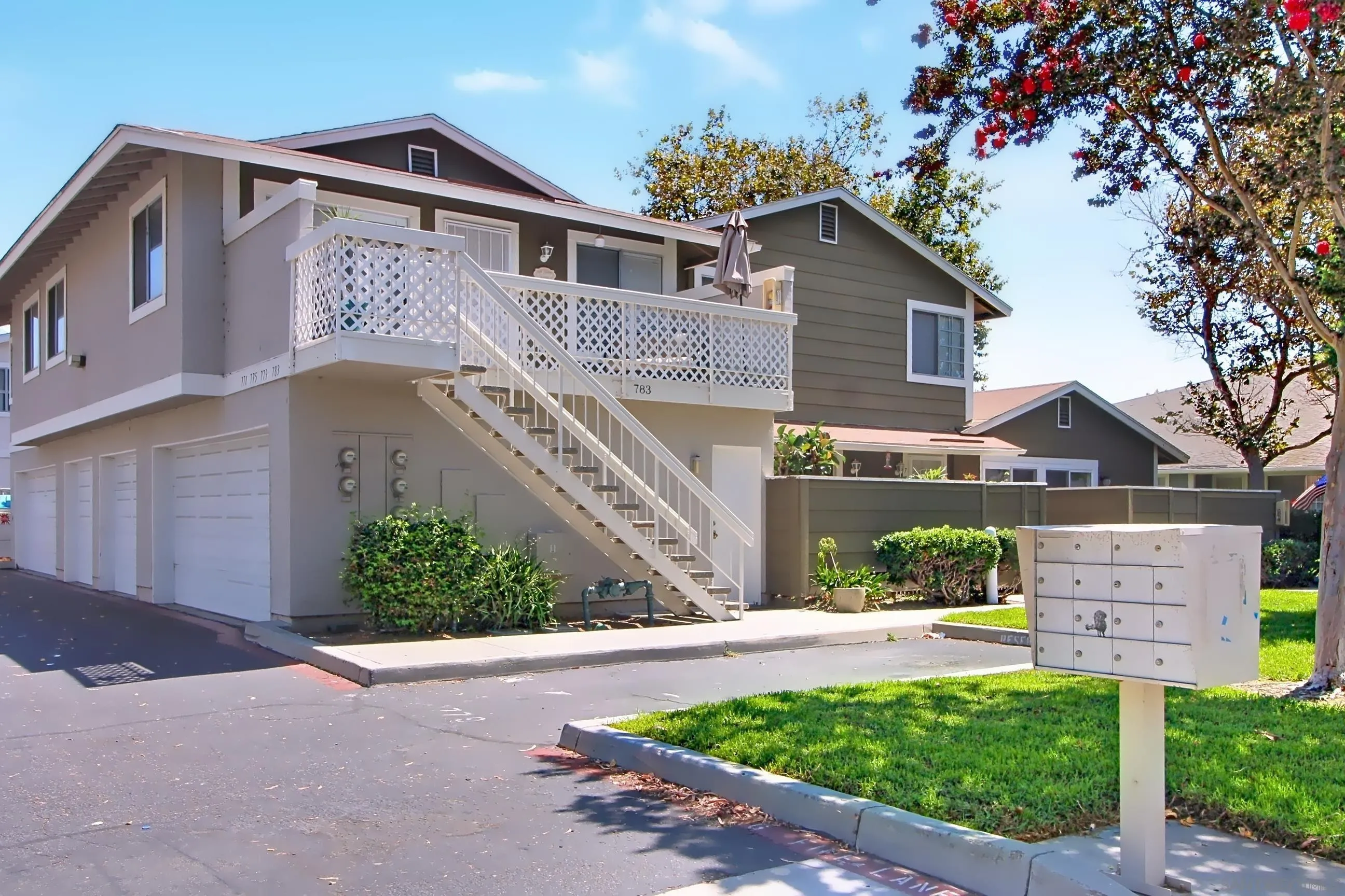 Photo #2: 250038257 Listing 