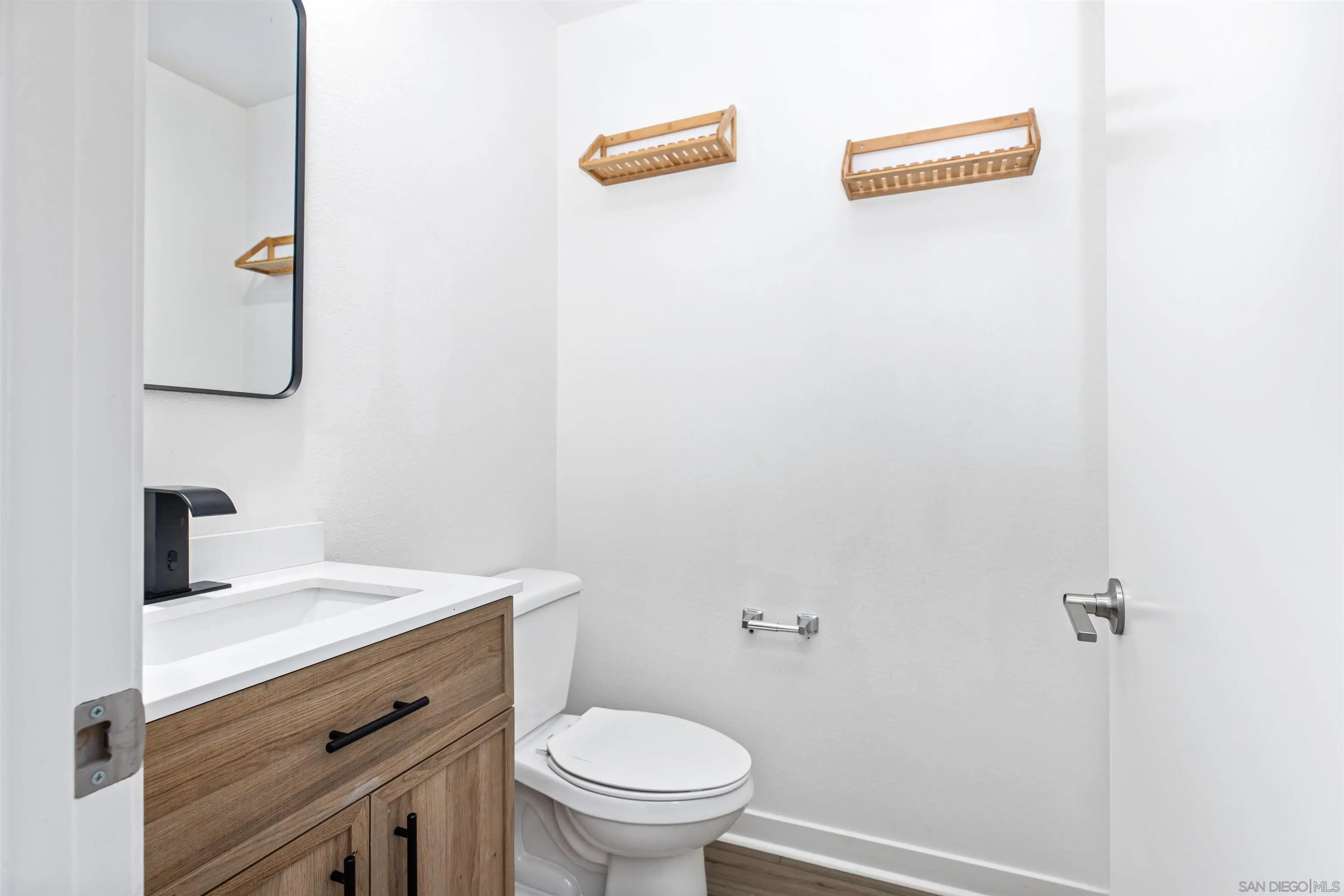 Photo #18: 250038259 Listing: Photo #18