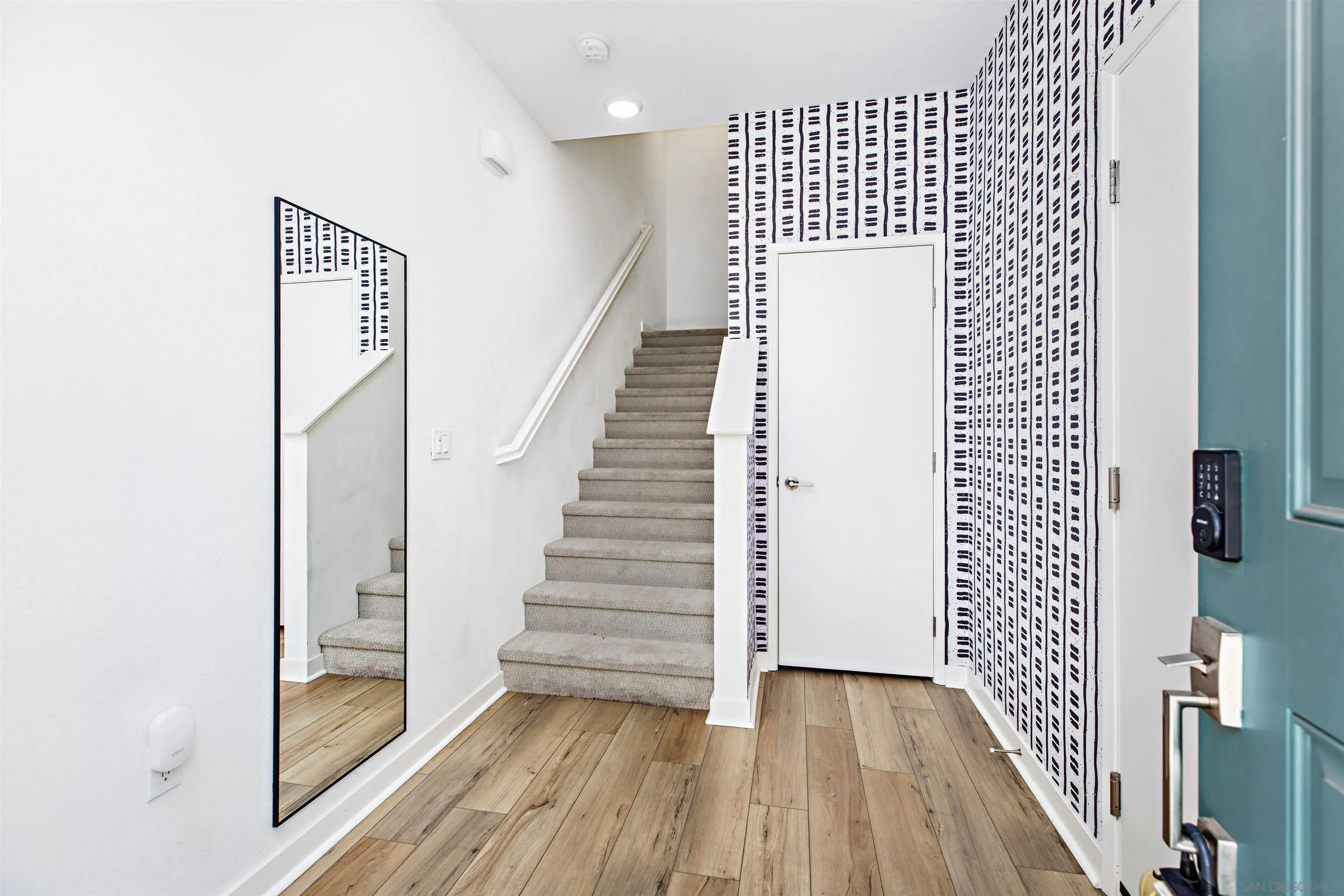 Photo #17: 250038259 Listing: Photo #17