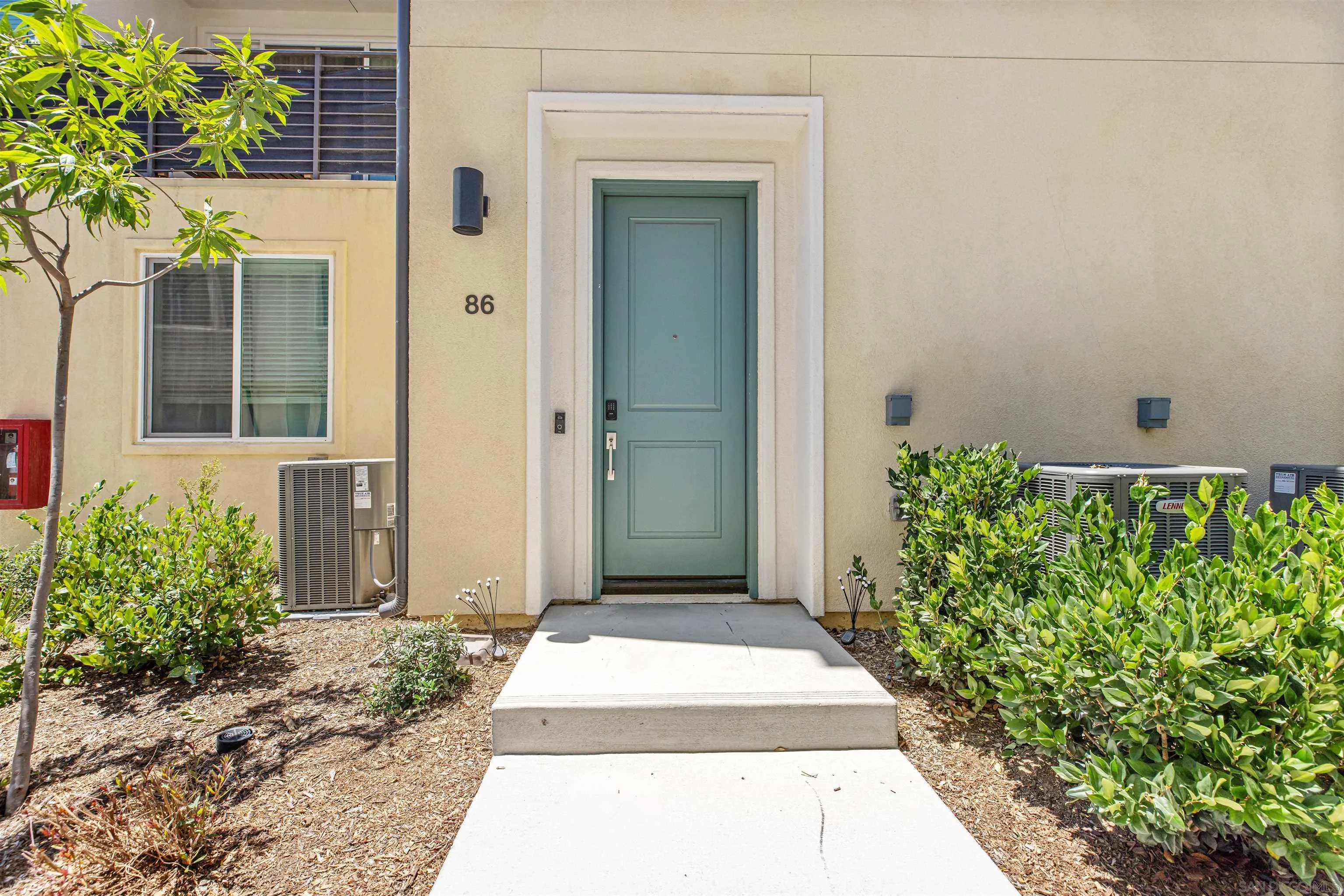 Photo #5: 250038259 Listing 