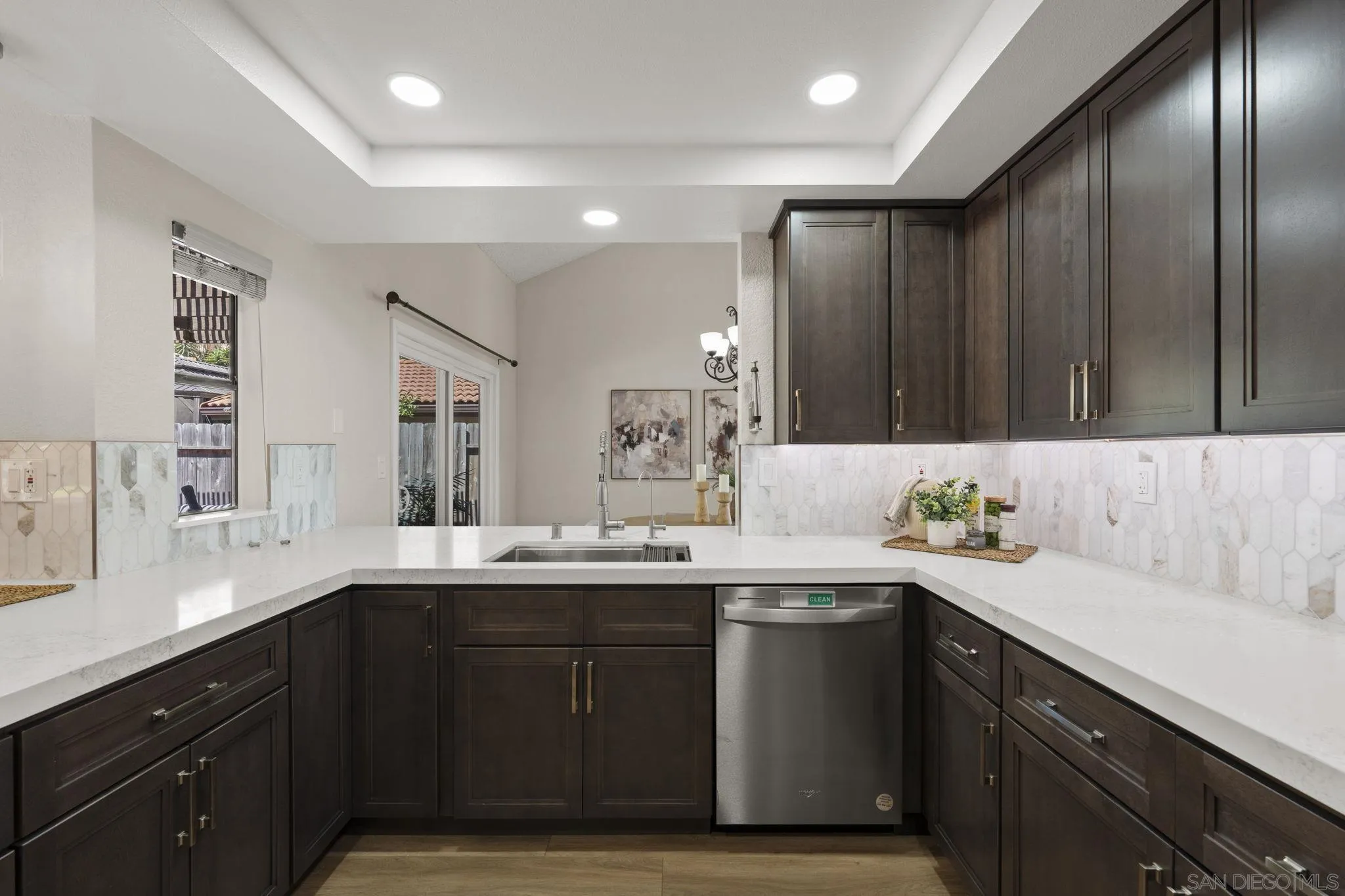 https://cdn.realtyfeed.com/cdn/127/250038263/7c55538707dc4628a140b2c0548001e5.webp