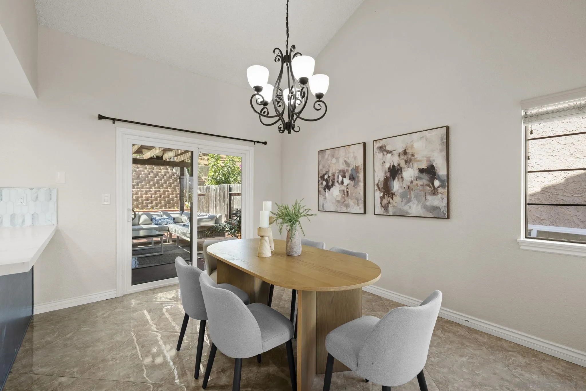 https://cdn.realtyfeed.com/cdn/127/250038263/c673494e20e0be112b847ffb33876cdf.webp