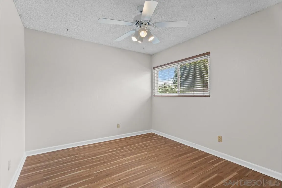 https://cdn.realtyfeed.com/cdn/127/250038264/9056bcce1cecd77cf1dab8dae235db3e.webp