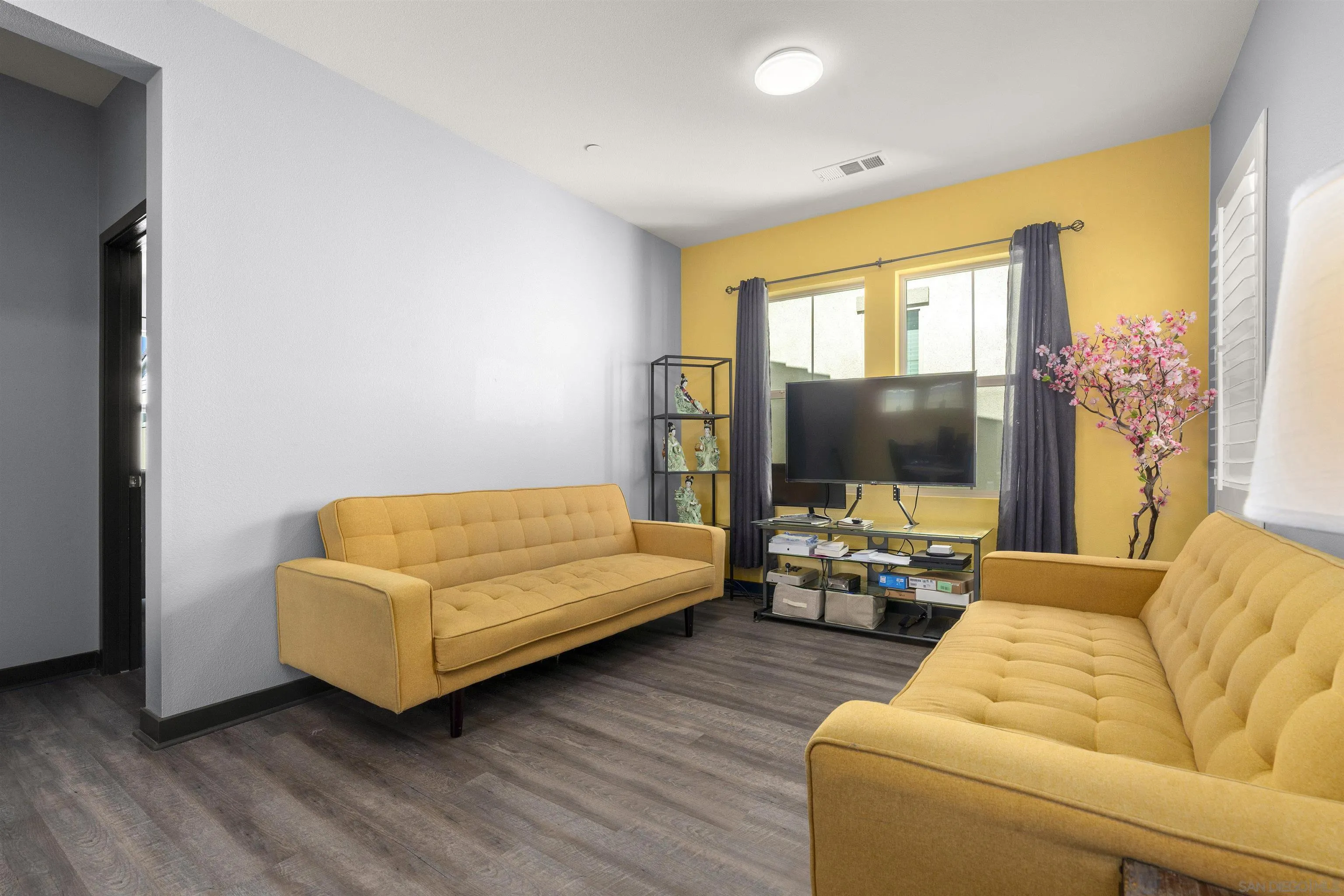 https://cdn.realtyfeed.com/cdn/127/250038265/3b49afdb04dc2743e4edffd1d4eb05a5.webp