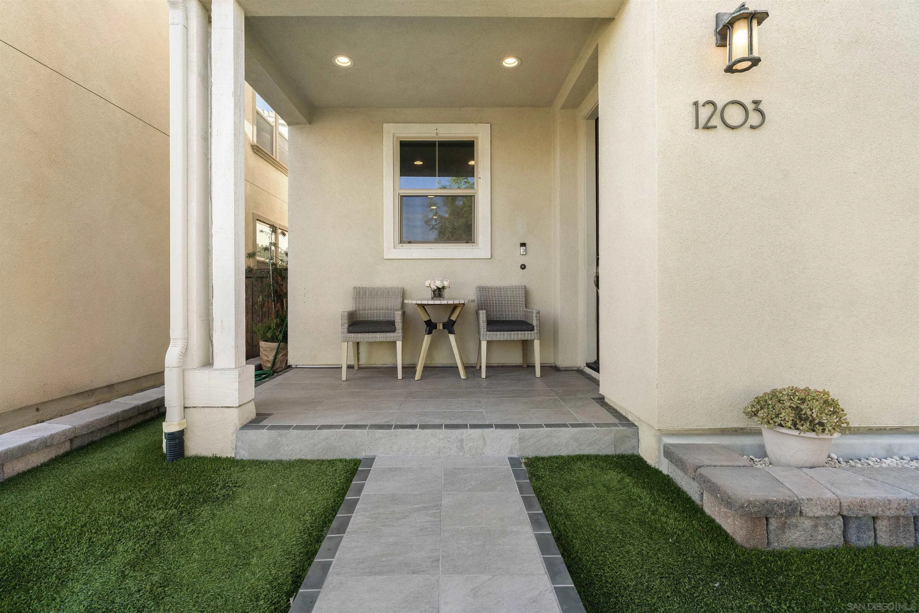 https://cdn.realtyfeed.com/cdn/127/250038265/c698850a49f099f4fe7bc710b21a8e00.webp
