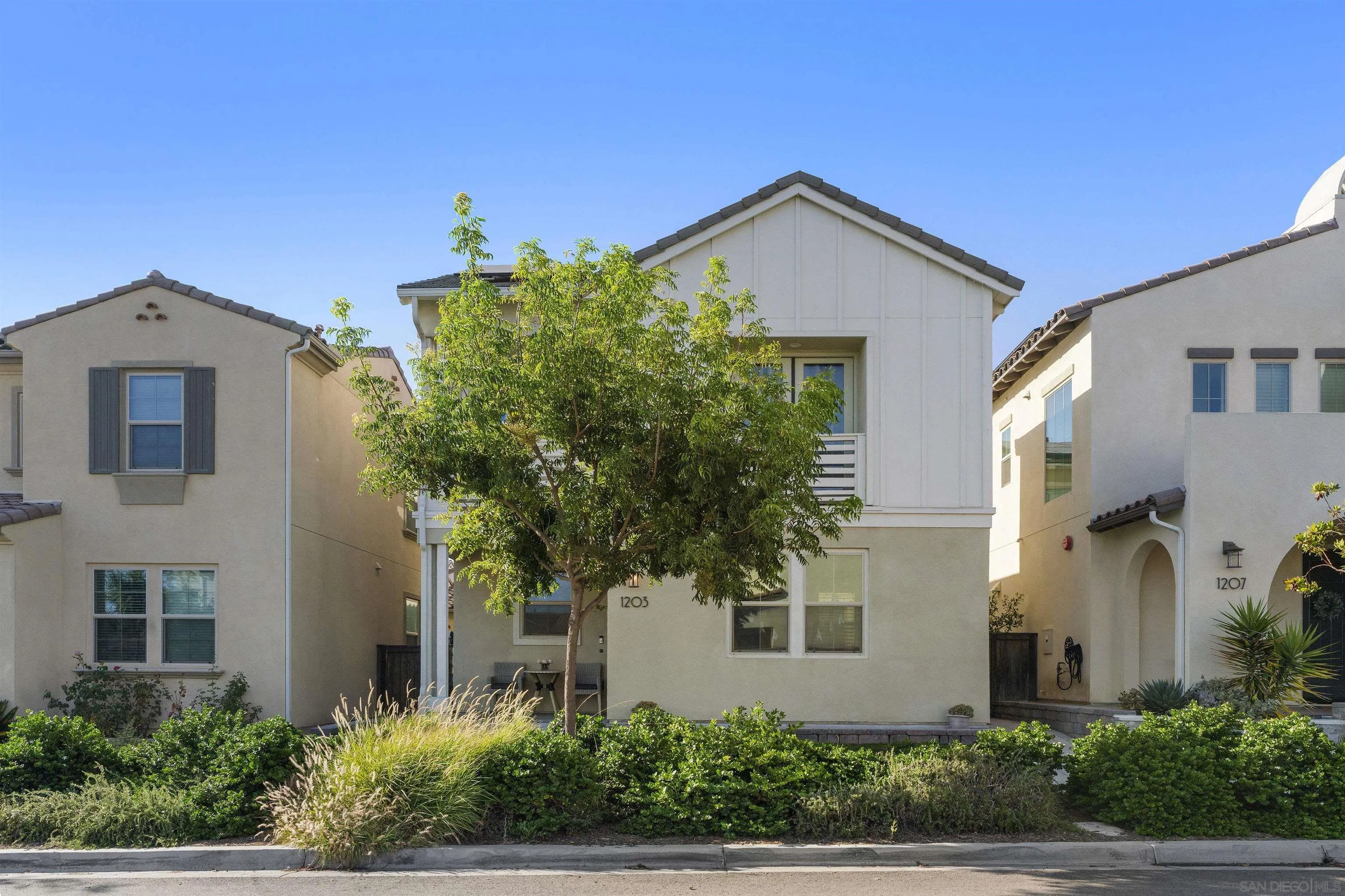 https://cdn.realtyfeed.com/cdn/127/250038265/e9da95092138f96e6ece17d074e033f7.webp