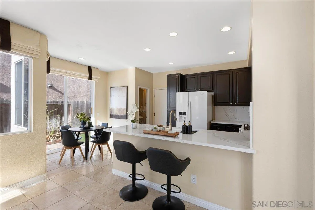 https://cdn.realtyfeed.com/cdn/127/250038266/1833612d0772664bb3771d1a7e41cac4.webp
