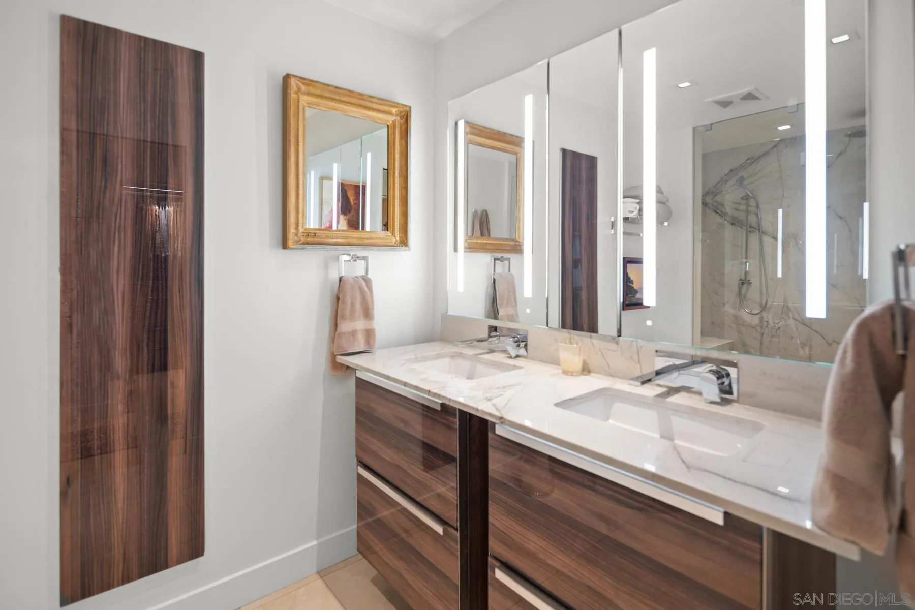 https://cdn.realtyfeed.com/cdn/127/250038287/d8de479ffdf0e8b9f13122c1fd90888c.webp