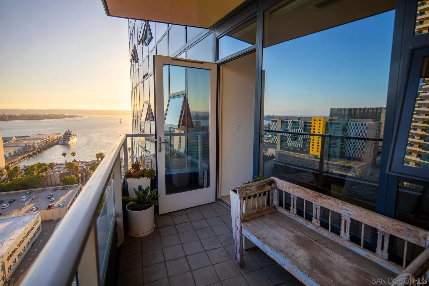https://cdn.realtyfeed.com/cdn/127/250038287/f304adf8bd83c1c5c39aa76dbb9364f5.webp