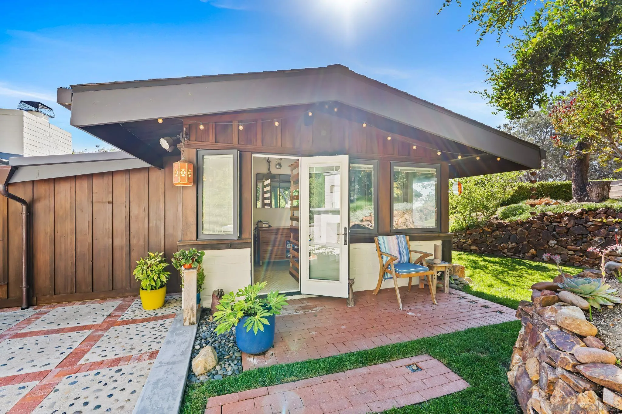 https://cdn.realtyfeed.com/cdn/127/250038291/a42205375feb5902ca8655c6b22b907c.webp