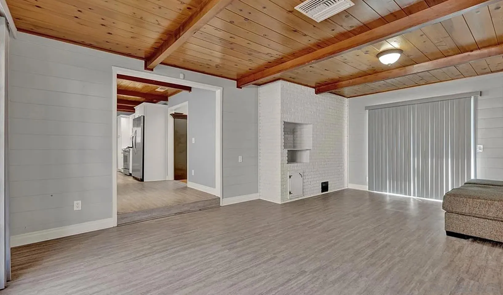 https://cdn.realtyfeed.com/cdn/127/250038298/012361c53e8af8e5e85843ee6dec43f0.webp