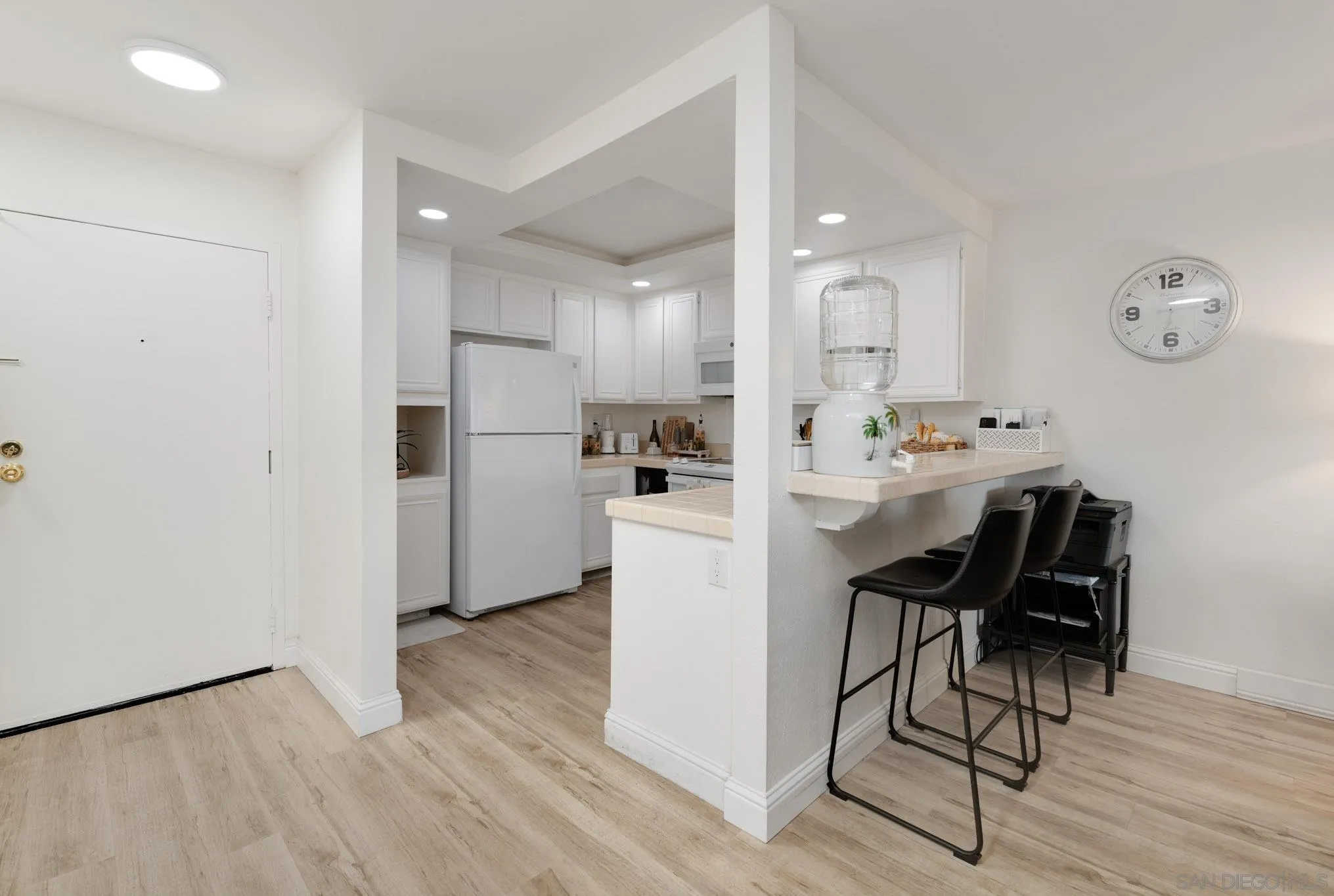 Photo #2: 250038299 Listing: Photo #2