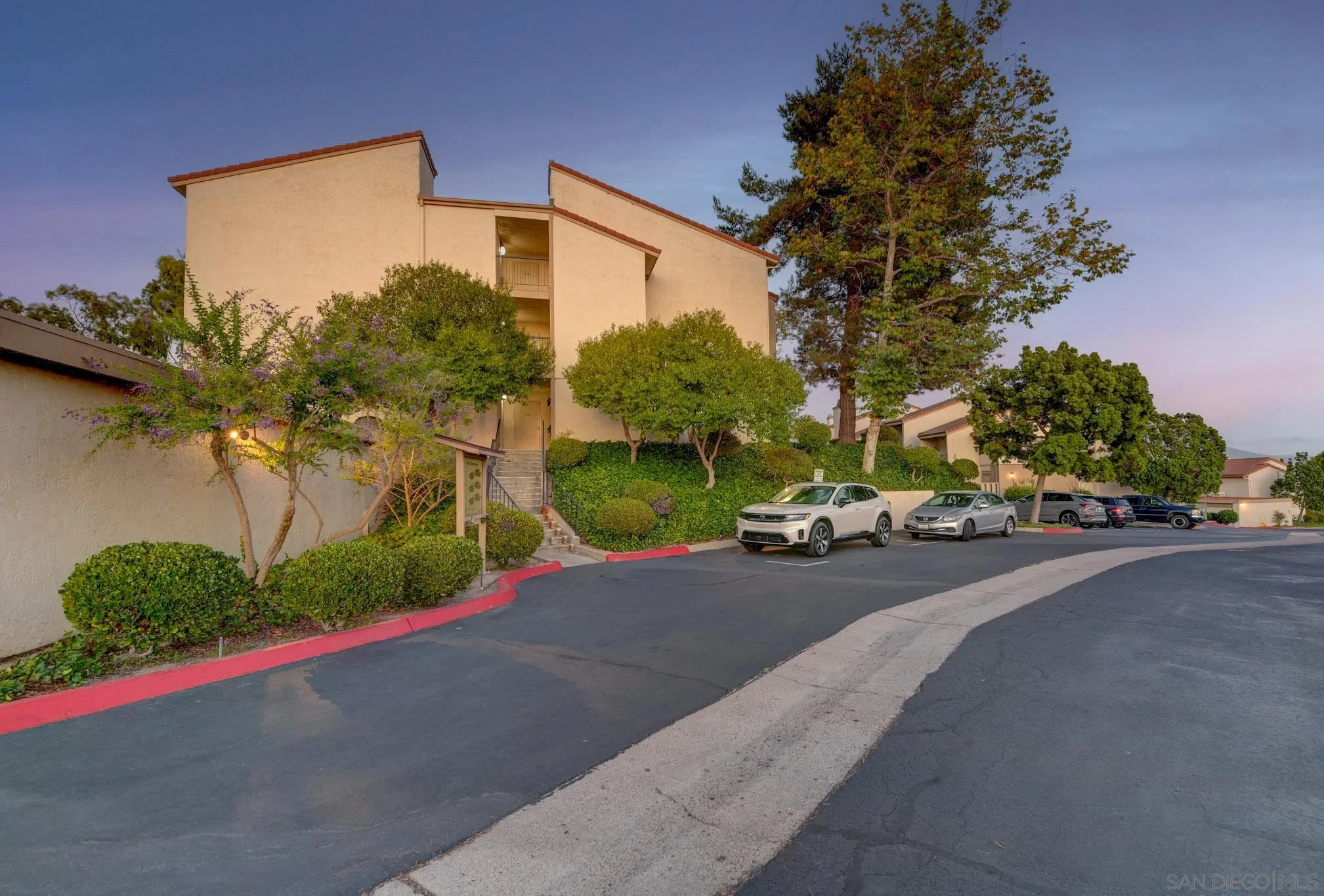 Photo #32: 250038299 Listing: Photo #32
