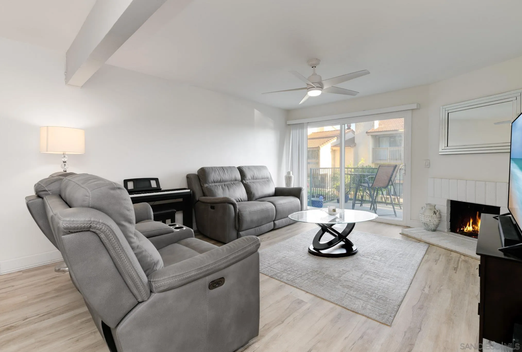 https://cdn.realtyfeed.com/cdn/127/250038299/bd500c0193f7909c372fc6267843f98b.webp
