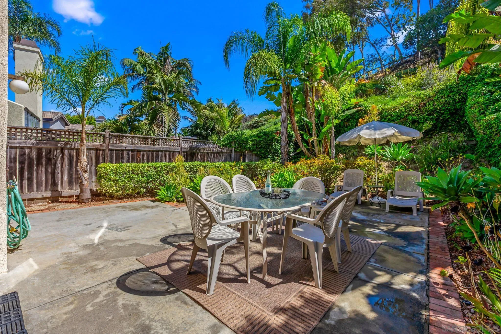 https://cdn.realtyfeed.com/cdn/127/250038311/cb68fe43e9a8c7a91c39b31a03b7b33a.webp