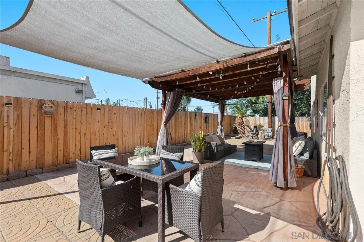 https://cdn.realtyfeed.com/cdn/127/250038314/5e84afa58a53e12e1817fbd1bd89a409.webp