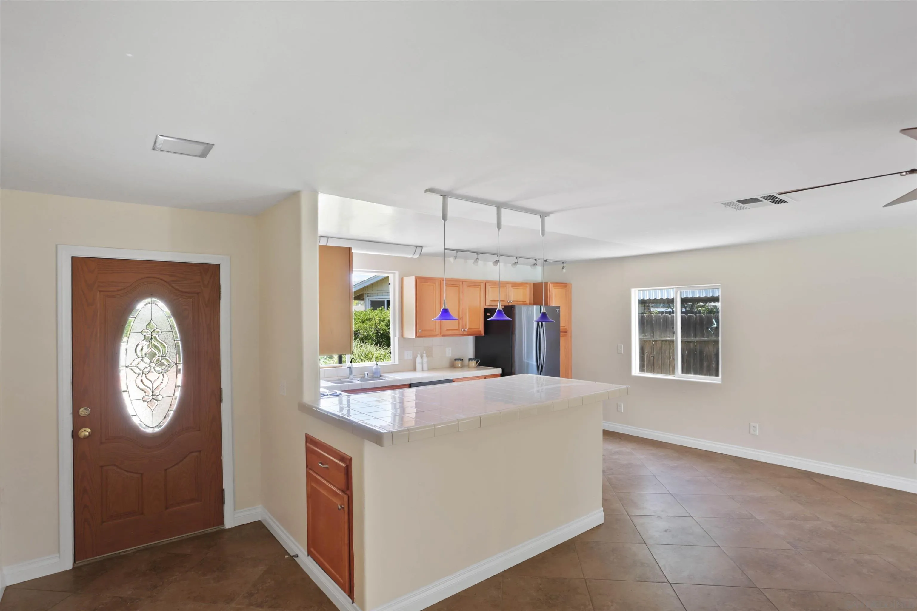 https://cdn.realtyfeed.com/cdn/127/250038316/6e2987c8729f6eb31df8c968f58df005.webp