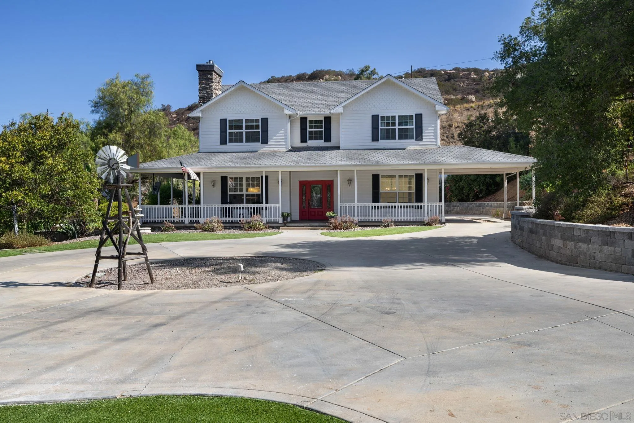 https://cdn.realtyfeed.com/cdn/127/250038320/849c36a79ce1f2dbdb1a8f0f11b28a00.webp