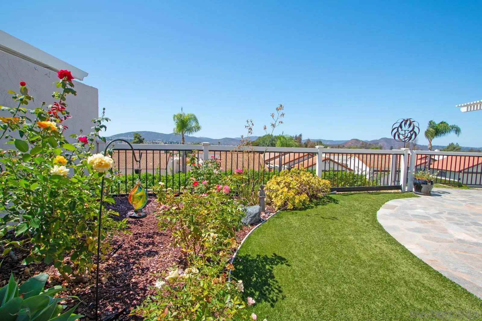 https://cdn.realtyfeed.com/cdn/127/250038322/73c69d65afdb8ca35f5636f2b6873a93.webp