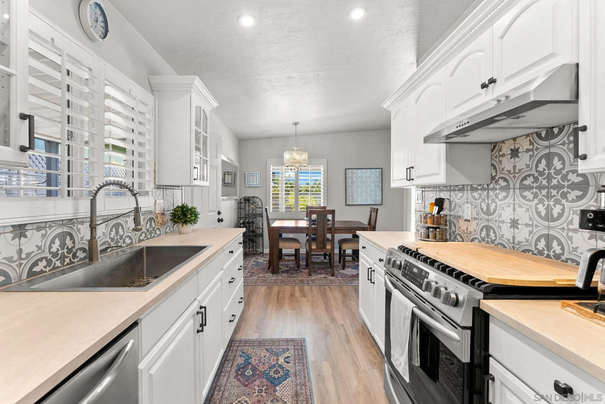 https://cdn.realtyfeed.com/cdn/127/250038331/02ce0784c4bd9d8ba3363f72f81827f7.webp