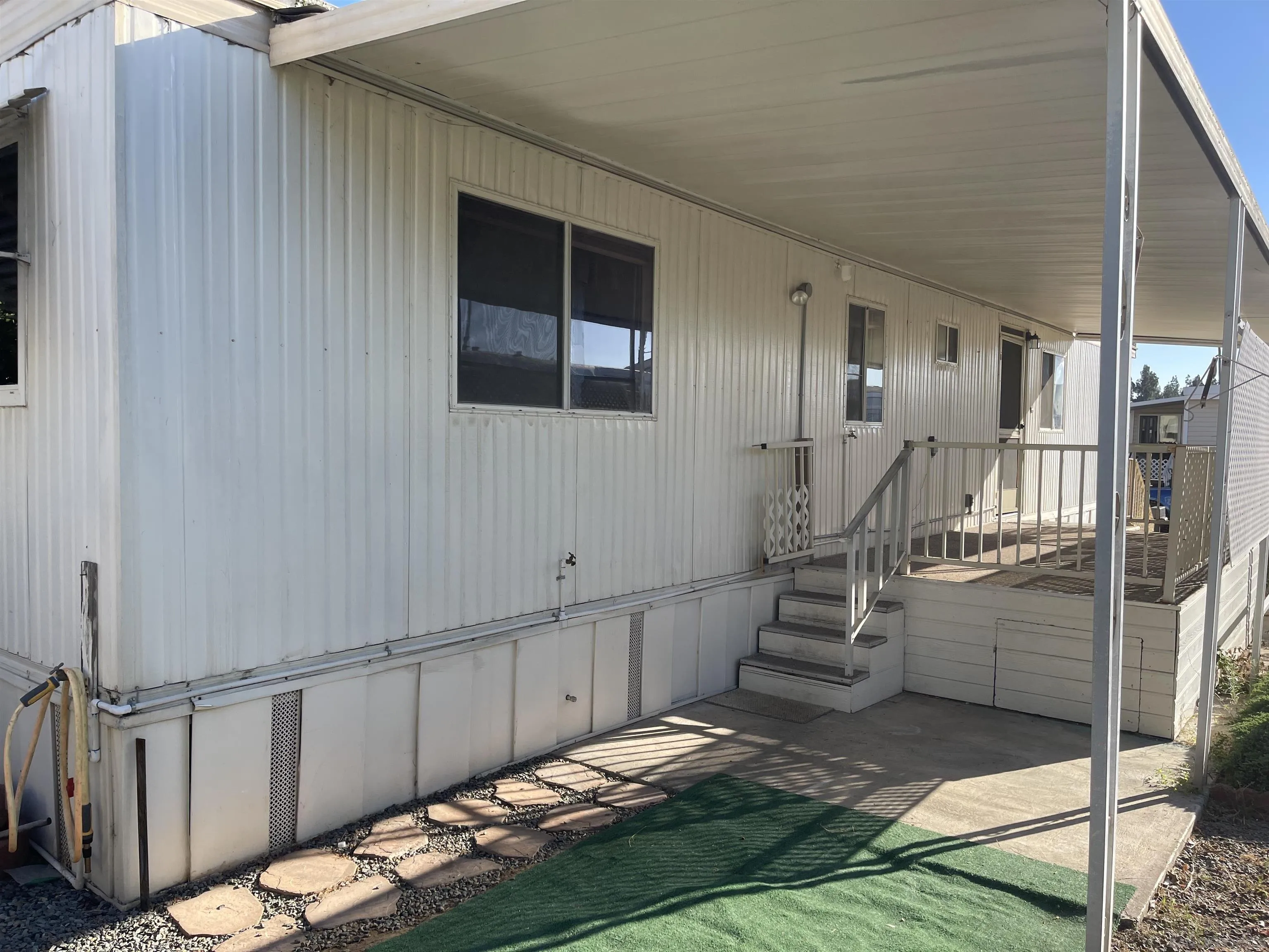 https://cdn.realtyfeed.com/cdn/127/250038333/a18c286c93fed60fb6c8bc1a975d18b5.webp
