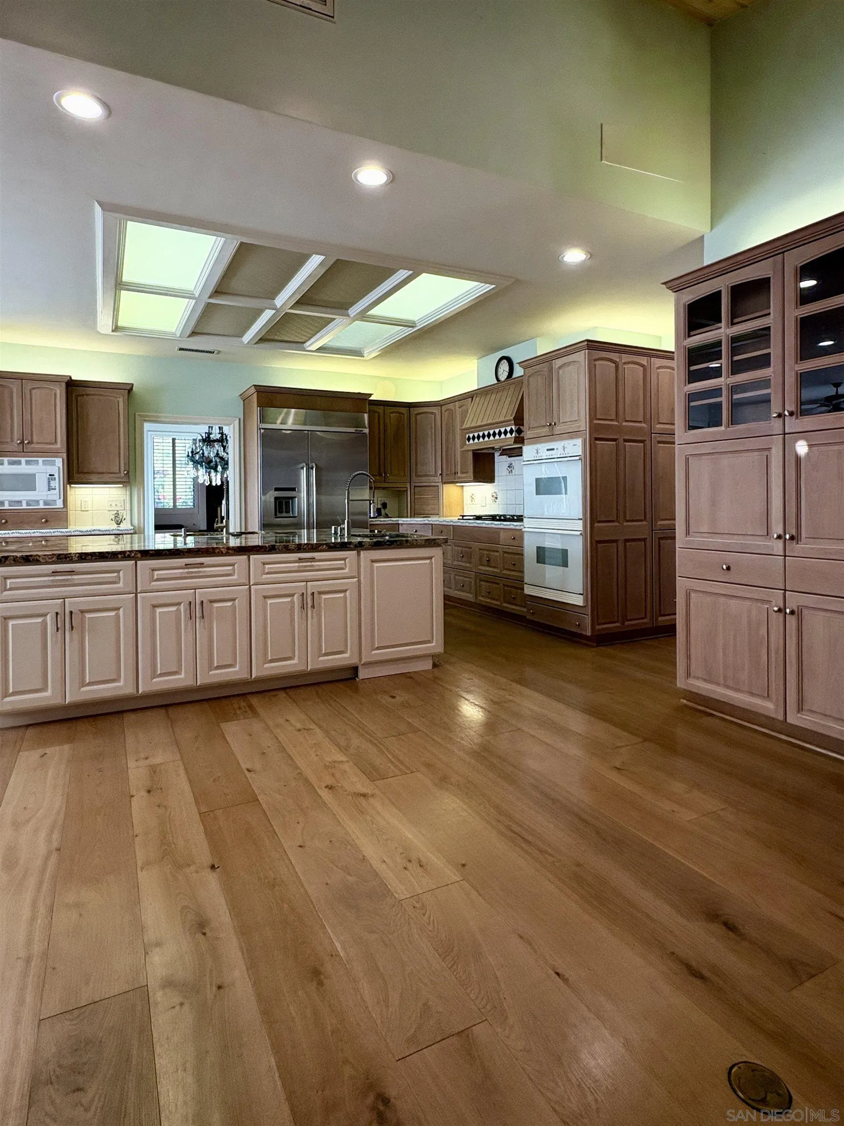 https://cdn.realtyfeed.com/cdn/127/250038334/0181522553405ac04ec40822b94cf1de.webp