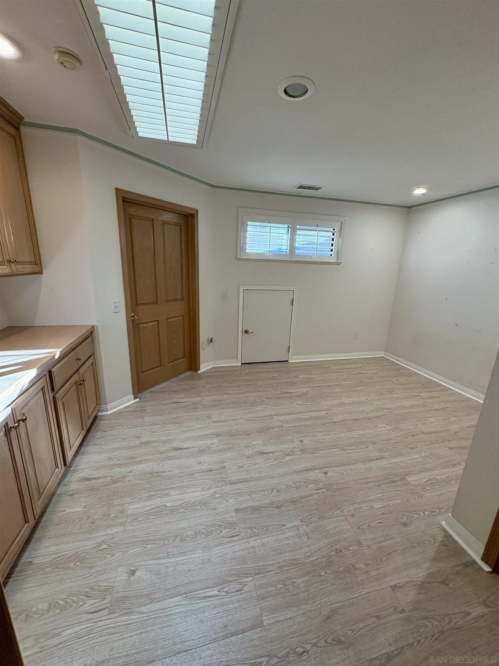https://cdn.realtyfeed.com/cdn/127/250038334/314d790adf745652ef831e332e6dc713.webp
