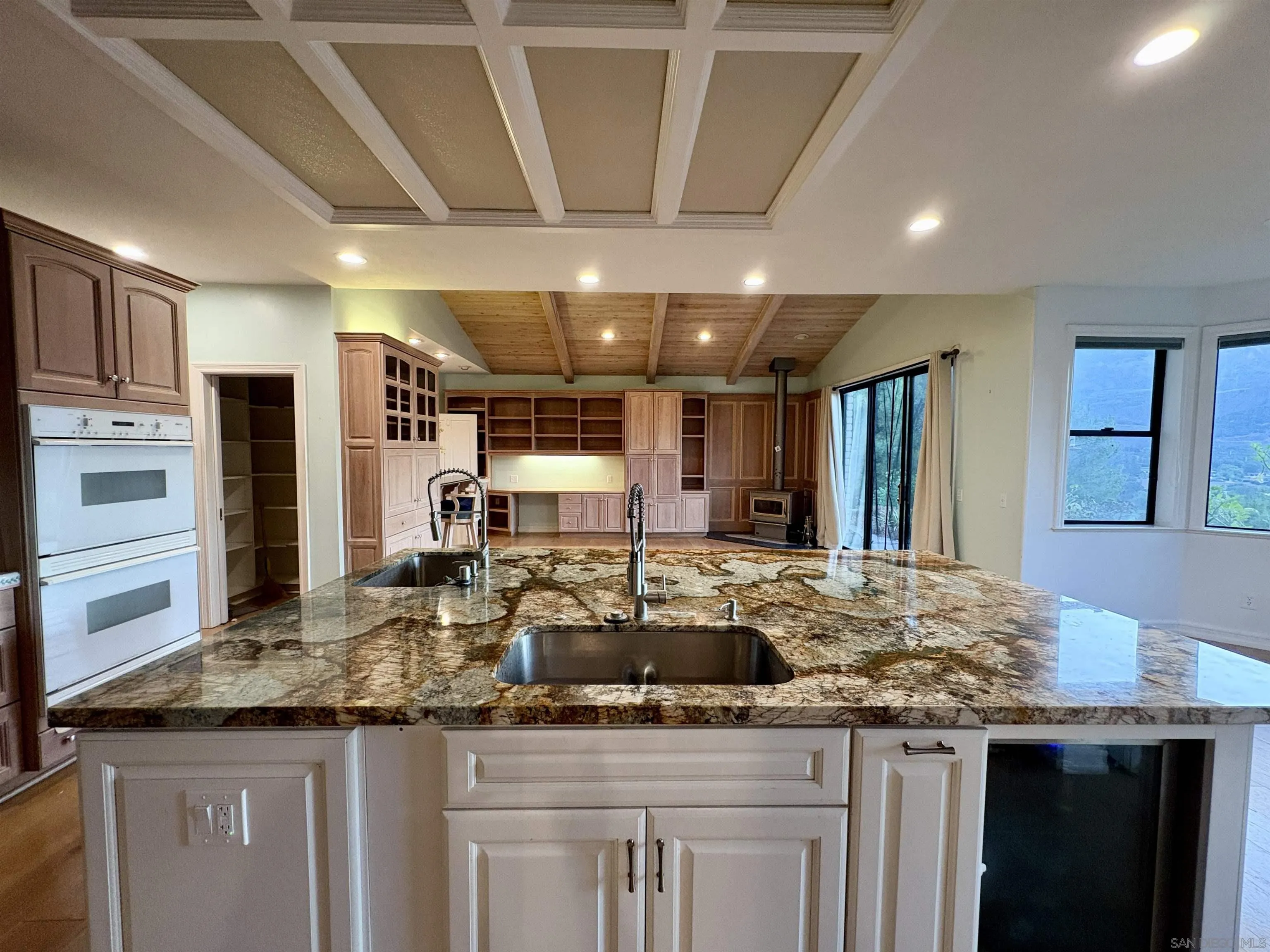 https://cdn.realtyfeed.com/cdn/127/250038334/4da3bd4df2f75689ace0938868a1880c.webp