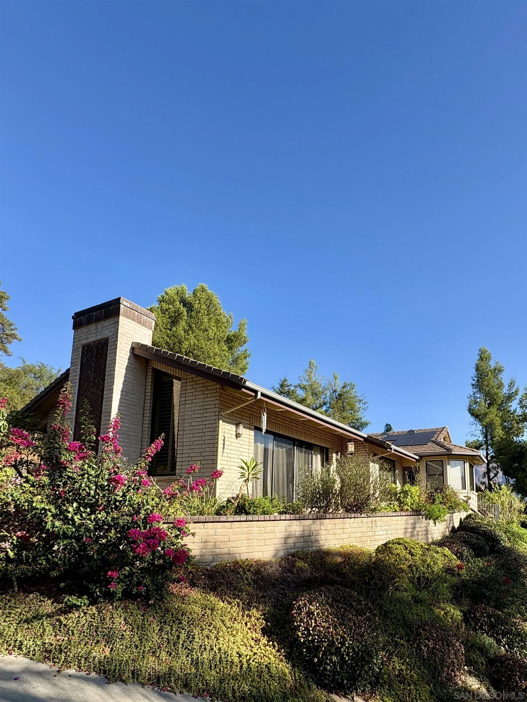 https://cdn.realtyfeed.com/cdn/127/250038334/9543cc99519ddd5fa6803bfb5e481a50.webp