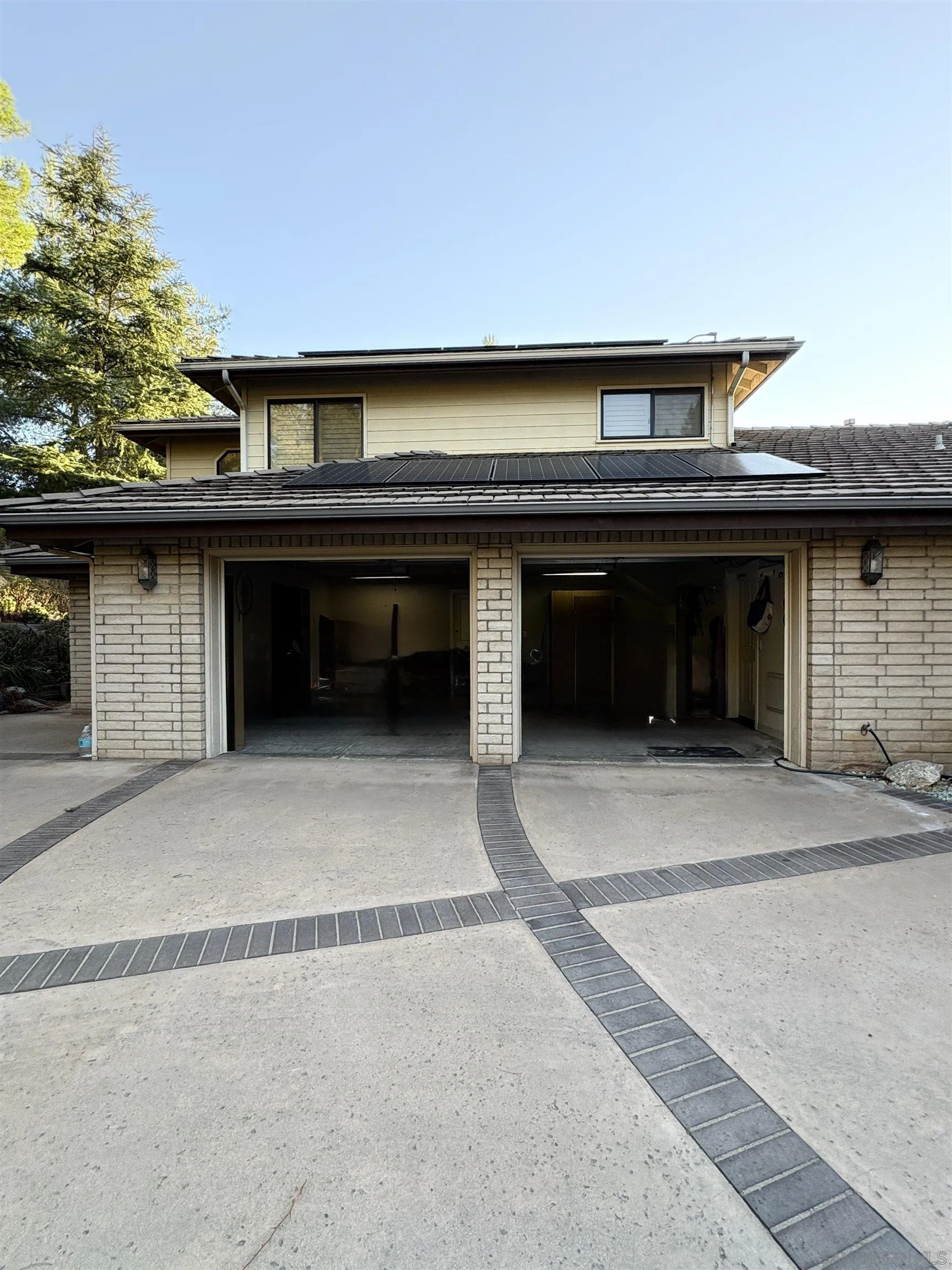 https://cdn.realtyfeed.com/cdn/127/250038334/a1cf1fc8e7e138c3e144630fd5dbef86.webp