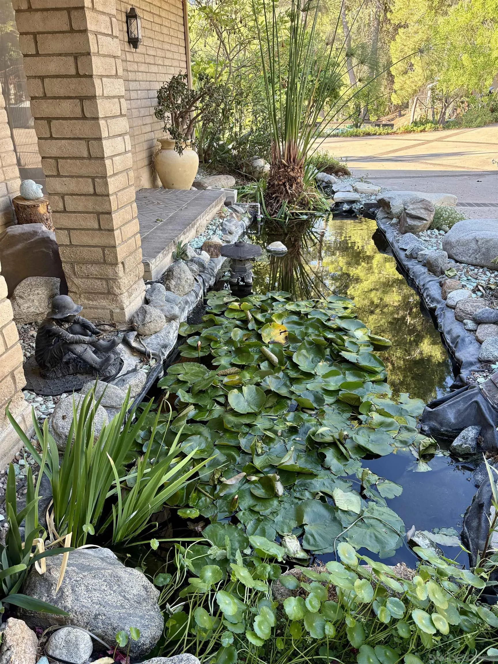 https://cdn.realtyfeed.com/cdn/127/250038334/d7abeaff69266ec1ead100384b1e9a28.webp