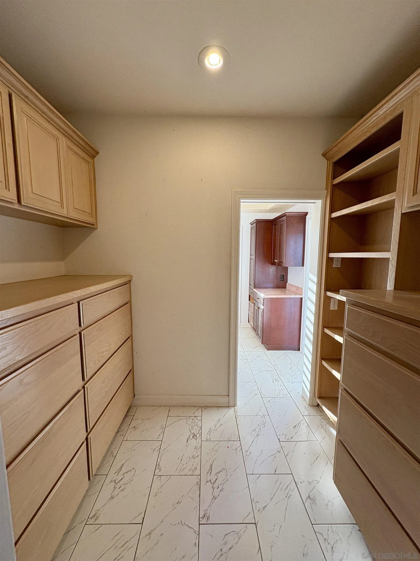 https://cdn.realtyfeed.com/cdn/127/250038334/e44265d70ba7548de25387ebb7e4de5d.webp