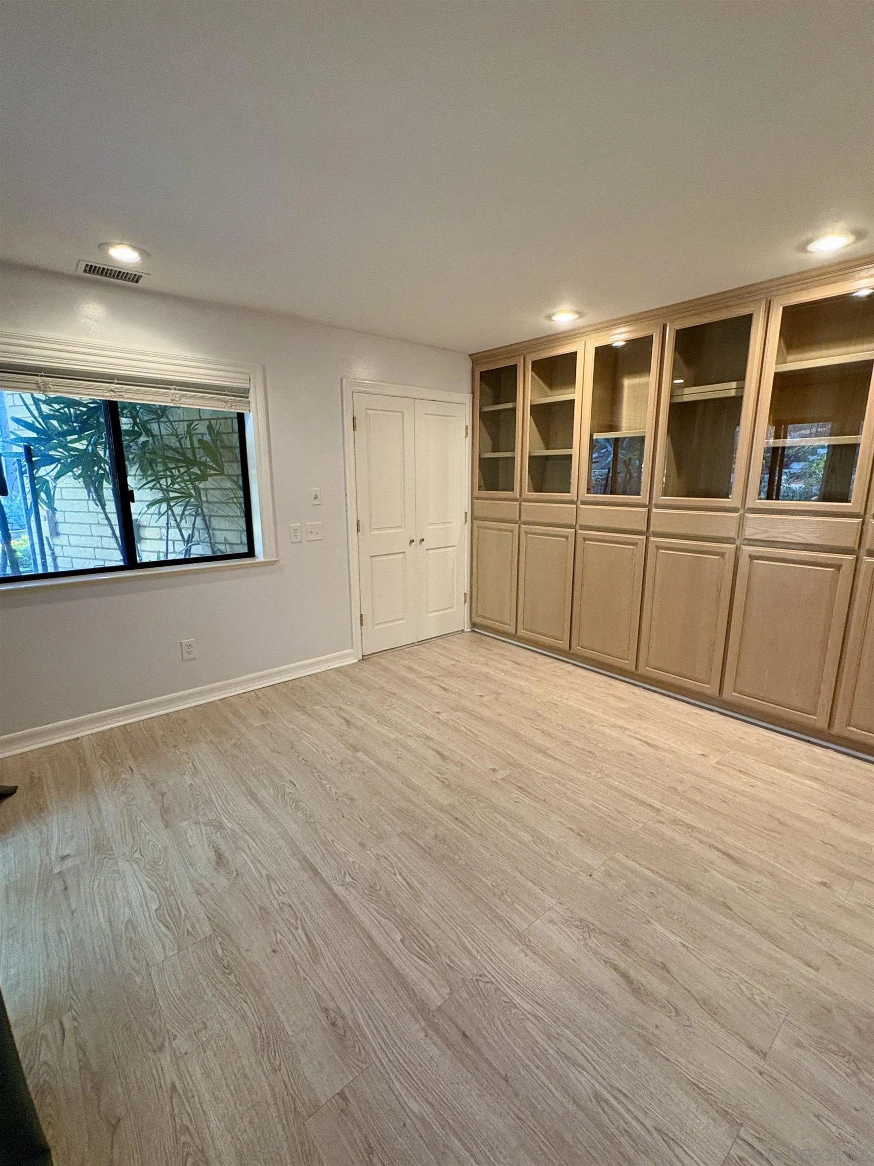 https://cdn.realtyfeed.com/cdn/127/250038334/e83569c688822e83b6b71a5ad9f5a0b0.webp