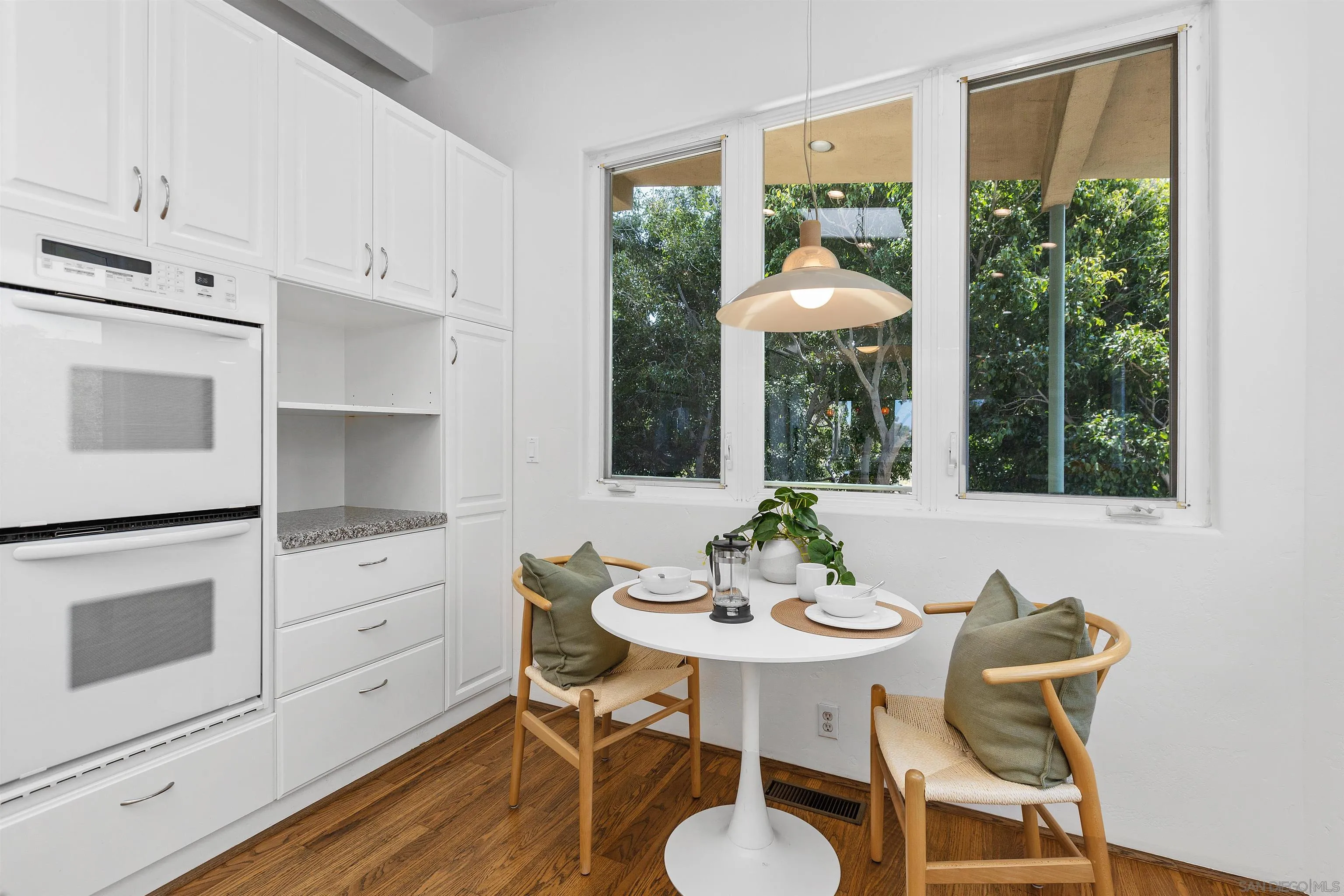 https://cdn.realtyfeed.com/cdn/127/250038344/75f240c205745e997faf28148291f739.webp
