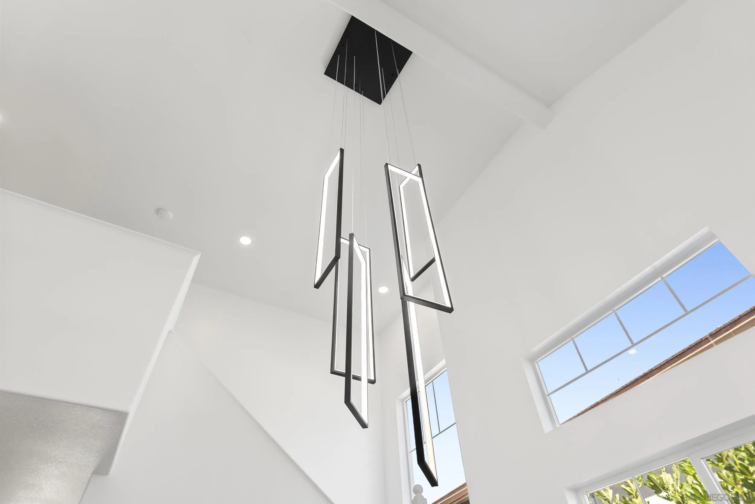 https://cdn.realtyfeed.com/cdn/127/250038352/0ee89621cd1012ee988c293f76ef06bd.webp
