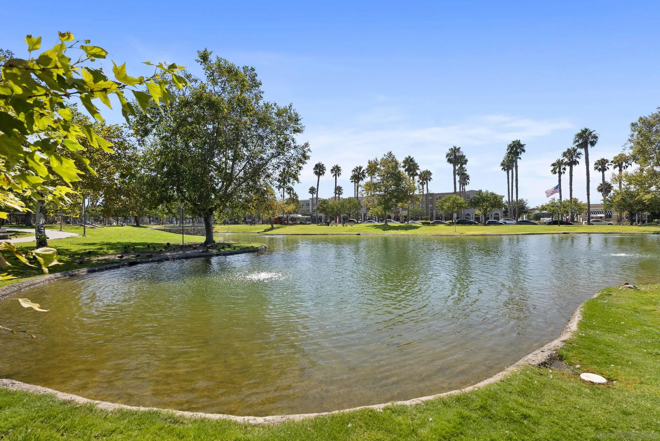 https://cdn.realtyfeed.com/cdn/127/250038352/25095ee10442bd422b8da558360ae26b.webp