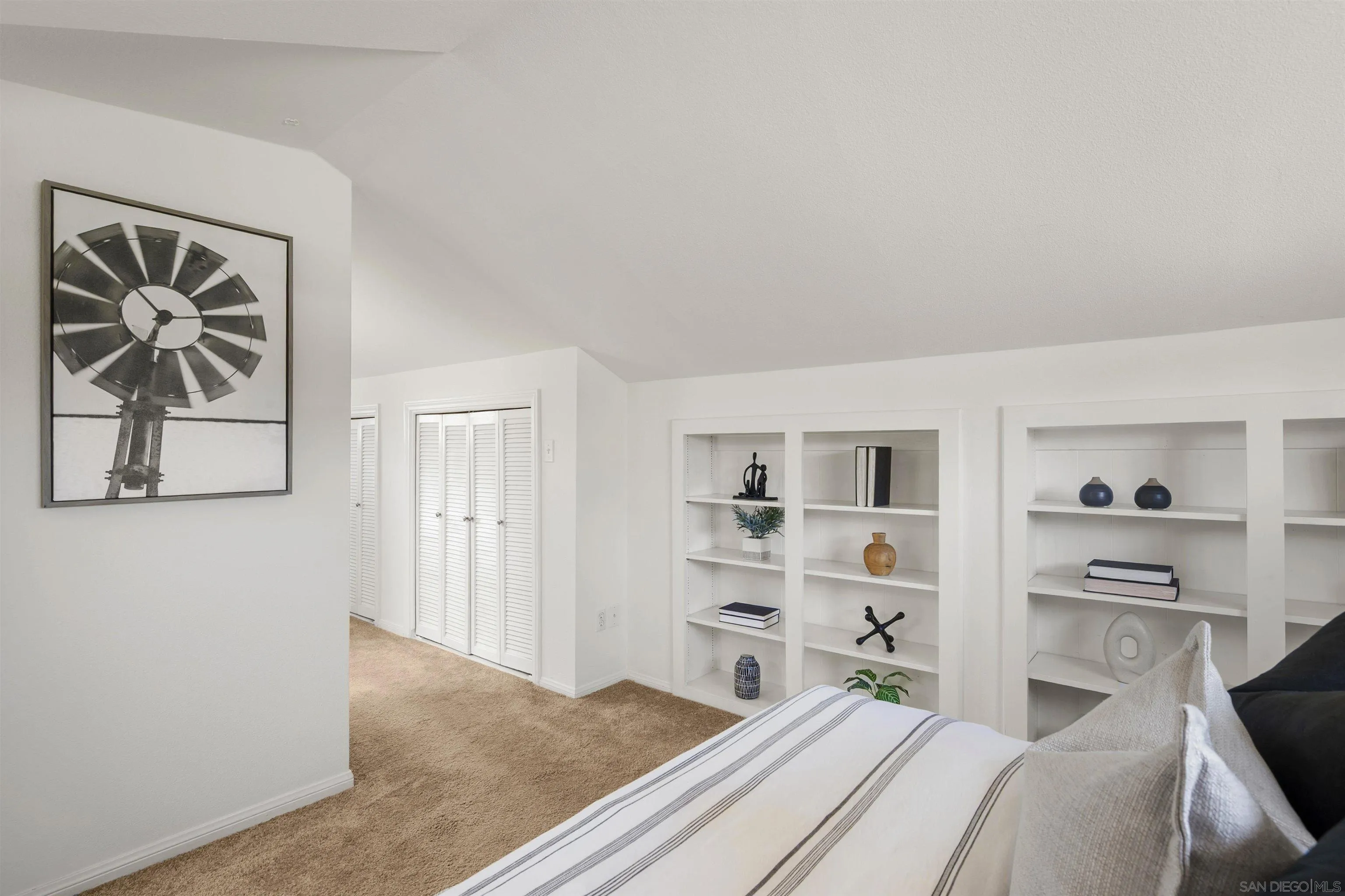 https://cdn.realtyfeed.com/cdn/127/250038359/6141d8ce64d6db2b672d828ce8fdaa2d.webp
