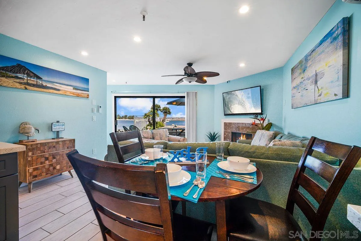 https://cdn.realtyfeed.com/cdn/127/250038380/274690b3d06bbe43bd18befa44b20f0c.webp