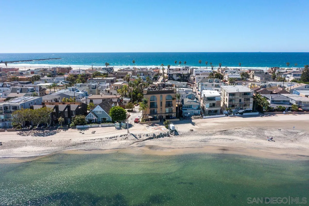 https://cdn.realtyfeed.com/cdn/127/250038380/5577ffa945d6d2aa6cfe42f4543c9510.webp