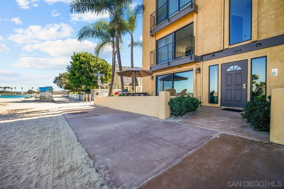 https://cdn.realtyfeed.com/cdn/127/250038380/9aa1d655625f64a1f9a3375a3ecdfe32.webp