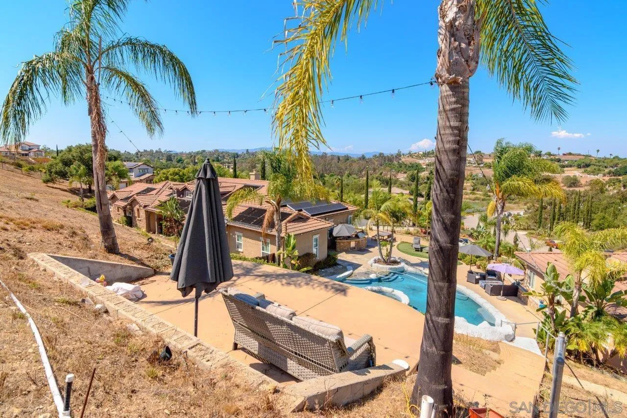 https://cdn.realtyfeed.com/cdn/127/250038387/8a218b9bfaf9d064c8a5a73a0a2136d2.webp
