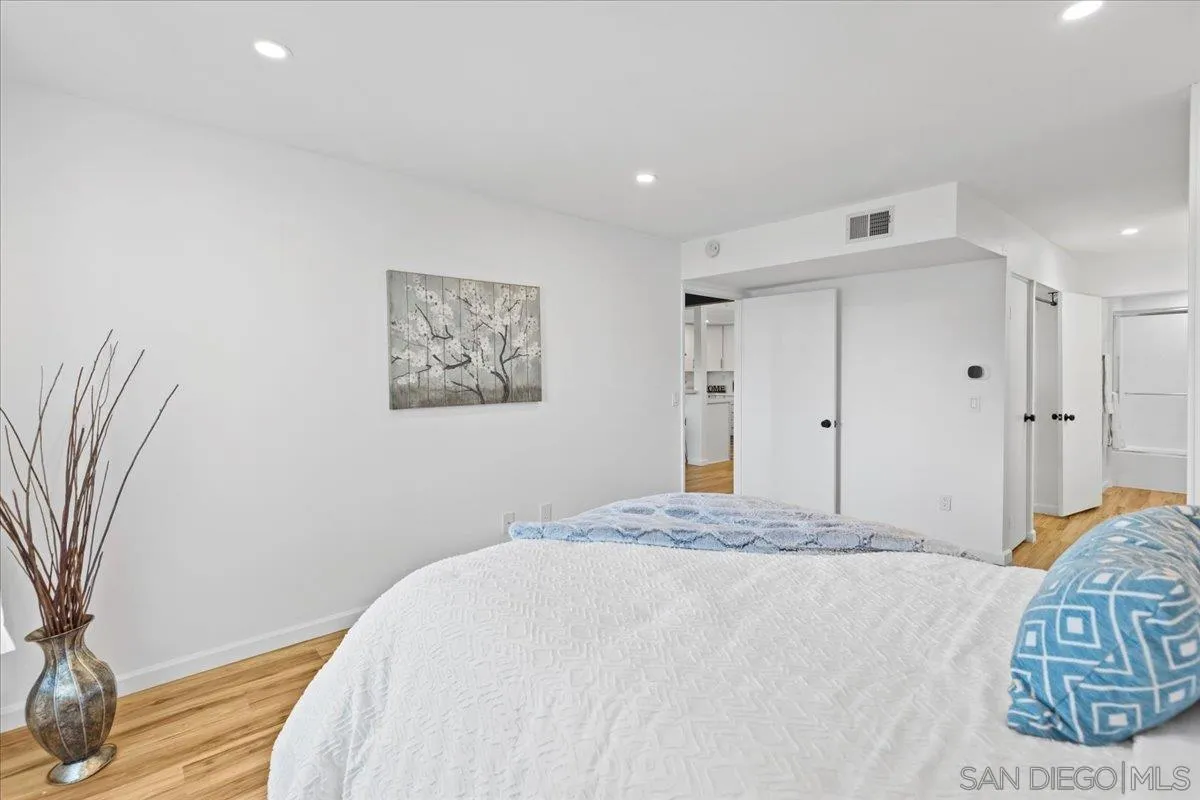 https://cdn.realtyfeed.com/cdn/127/250038388/3790e74055fe88b6ab2e666196b544ae.webp