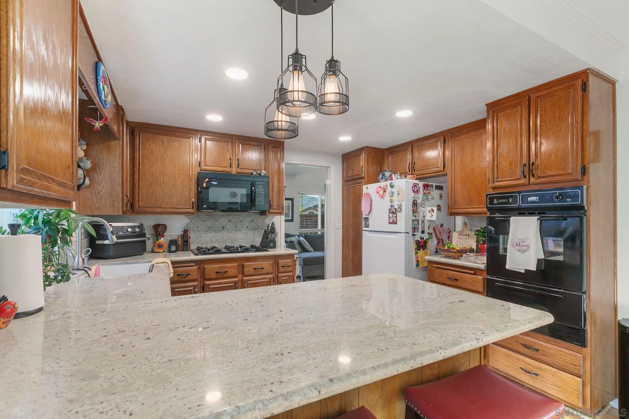 https://cdn.realtyfeed.com/cdn/127/250038390/f6a3ef3bfc156a9f34bc88cecc9f6ec8.webp