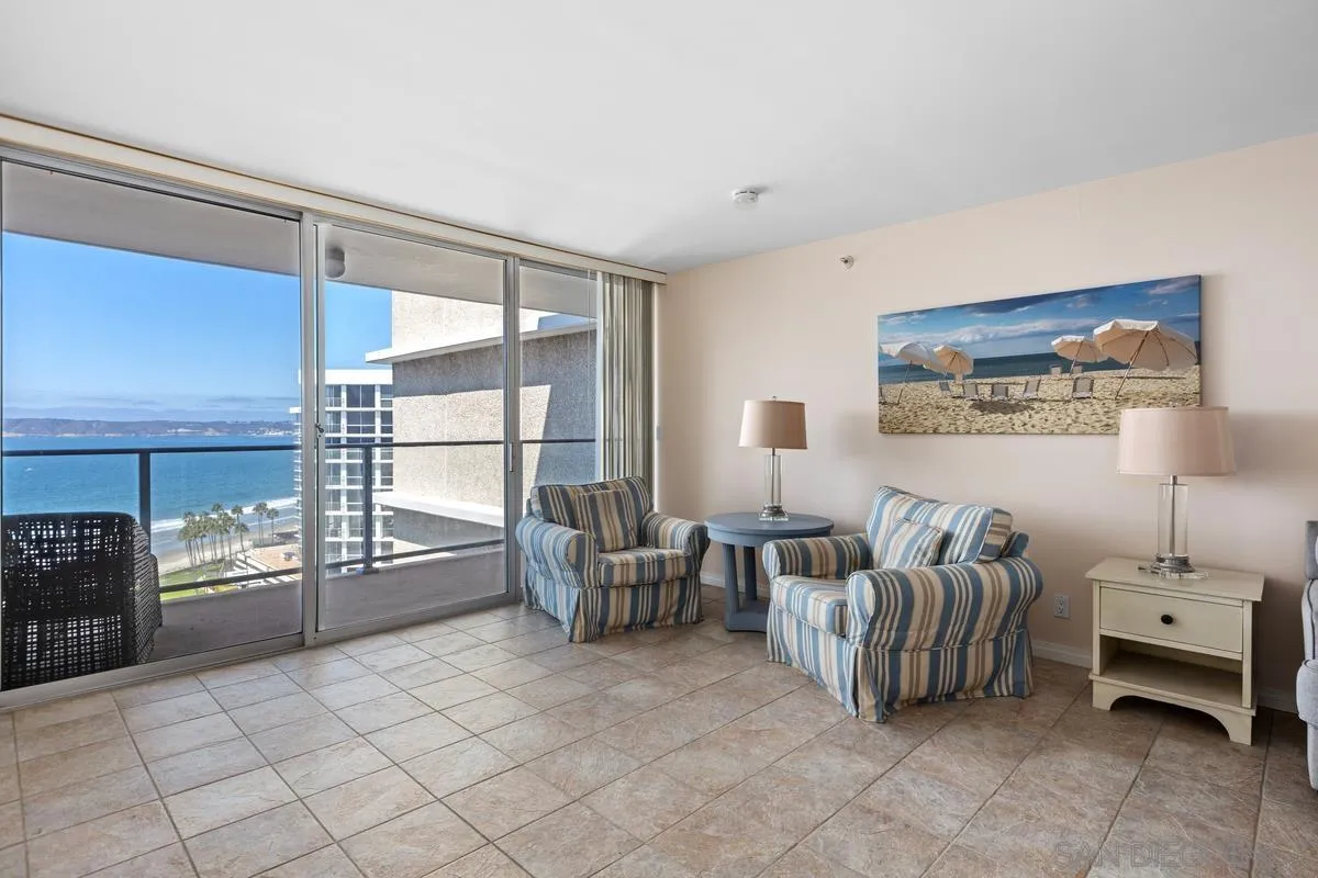 https://cdn.realtyfeed.com/cdn/127/250038392/1cc245e05a0ecb015f6de69be435c3ab.webp